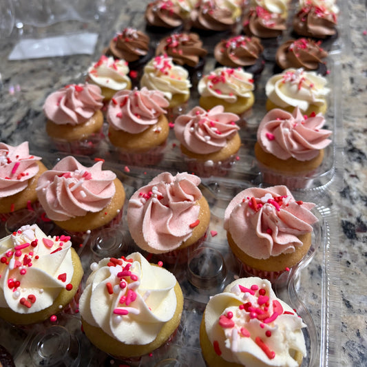 Mini Cupcake Trio (dozen)